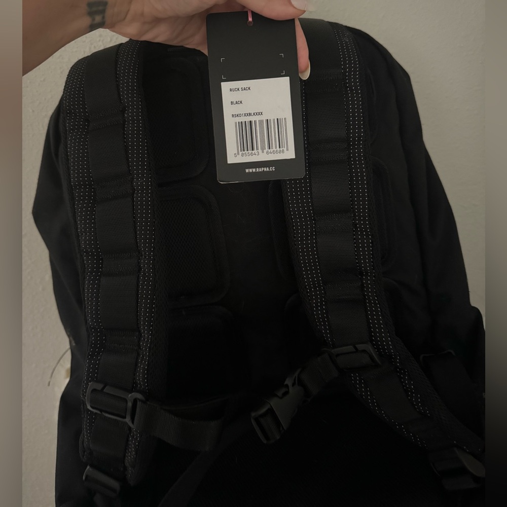 NWT Rapha Backpack Laptop Commuter Travel Black And White Hidden Pocket - Picture 2 of 3